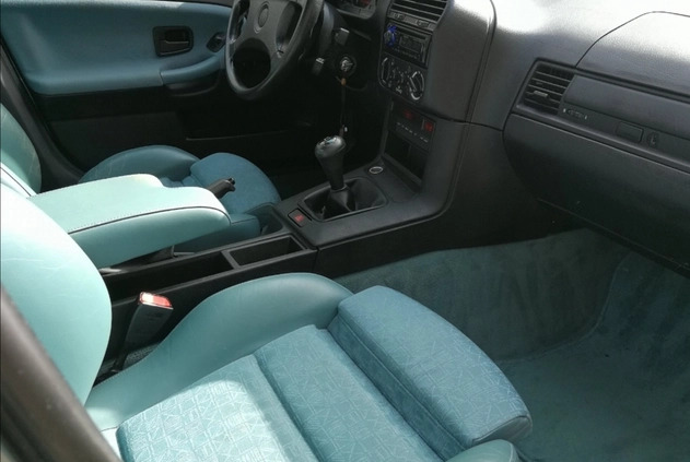 BMW Seria 3 cena 25900 przebieg: 134000, rok produkcji 1994 z Warszawa małe 562